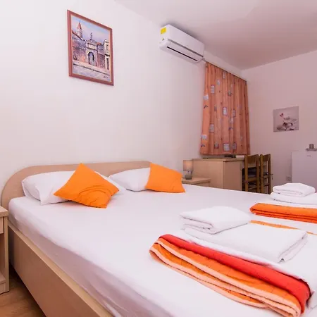 Guest house Jadran 2 Trogir