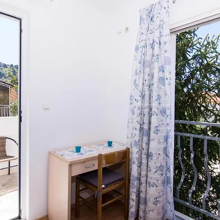 Jadran 2 Guest house *