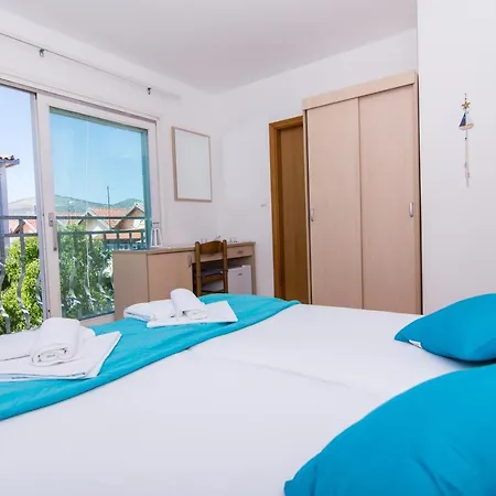 Jadran 2 Guest house