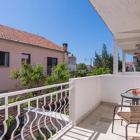 Jadran 2 Guest house
